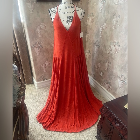 FREE PEOPLE CROSS BACK MAXI DRESS MEDIUM AND LARGE RED BRICK - Picture 2 of 6